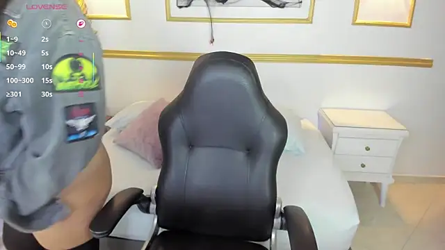 alice coopperx online show from 10.31.25