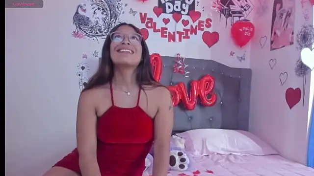 Megan Darcy online show from 02.14.26