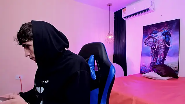 Handsomeboyss19 online show from 01.16.26