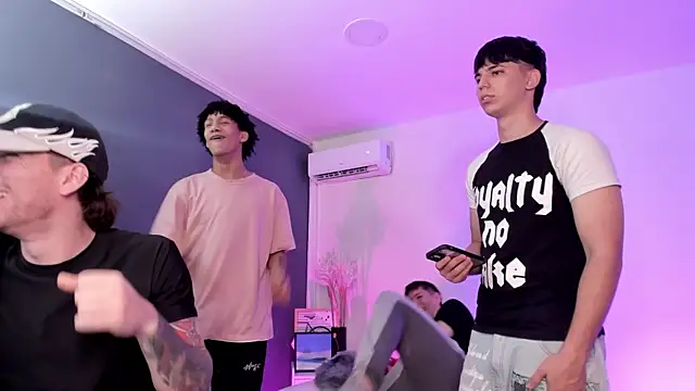 Handsomeboyss19 online show from 06.23.26