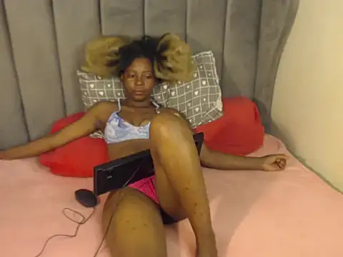 Hotgirl87 online show from 10.14.25