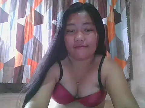 Snapshot of nikki_zapphire chatting on 03.12.26 nikki zapphire online show from 03.12.26