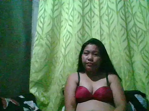 Snapshot of nikki_zapphire chatting on 03.28.26 nikki zapphire online show from 03.28.26