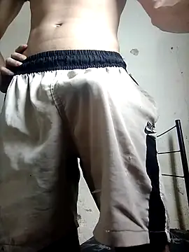 Snapshot of juninho2001 chatting on 11.08.25 juninho2001 online show from 11.08.25