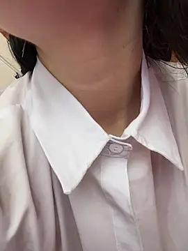 Mia salinass online show from 02.26.26