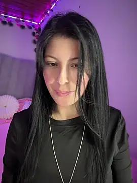 Mia salinass online show from 05.02.26
