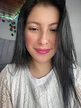 Mia salinass online show from 07.03.26