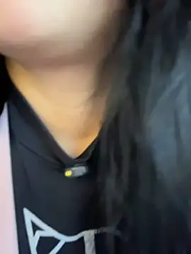 Mia salinass online show from 07.15.26