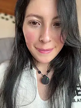 Mia salinass online show from 07.31.26