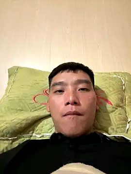 Snapshot of Chao_xxx chatting on 10.18.25 Chao xxx online show from 10.18.25
