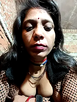 Snapshot of Xx_pooja chatting on 11.08.25 Xx pooja online show from 11.08.25