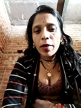 Snapshot of Xx_pooja chatting on 12.01.25 Xx pooja online show from 12.01.25