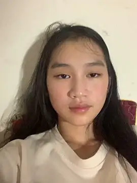 Snapshot of -Lie-06 chatting on 10.14.25 -Lie-06 online show from 10.14.25