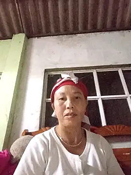 me-cute online show from 10.04.25