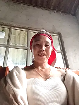 me-cute online show from 10.10.25