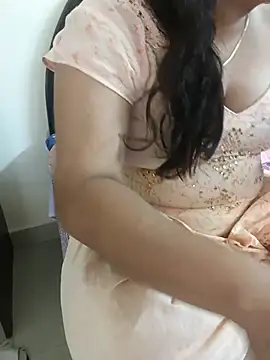 Snapshot of payal_261072_ chatting on 09.16.25 payal 261072 online show from 09.16.25