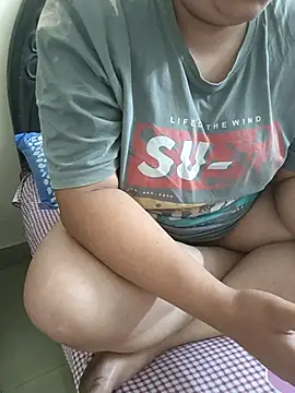 Snapshot of payal_261072_ chatting on 10.08.25 payal 261072 online show from 10.08.25