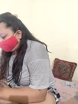 Snapshot of payal_261072_ chatting on 11.18.25 payal 261072 online show from 11.18.25