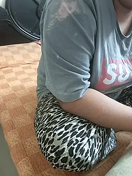 Snapshot of payal_261072_ chatting on 12.02.25 payal 261072 online show from 12.02.25