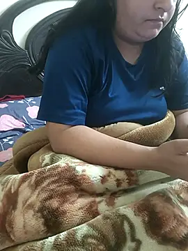 Snapshot of payal_261072_ chatting on 12.14.25 payal 261072 online show from 12.14.25