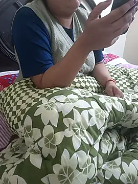 payal 261072  online show from 12.20.25