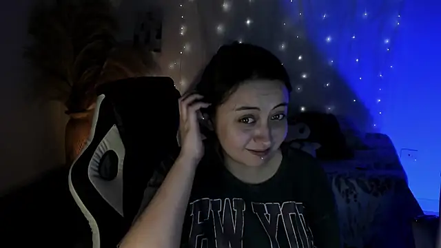 SarahCastro1  online show from 05.04.26