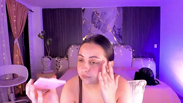 SarahCastro1  online show from 07.07.26