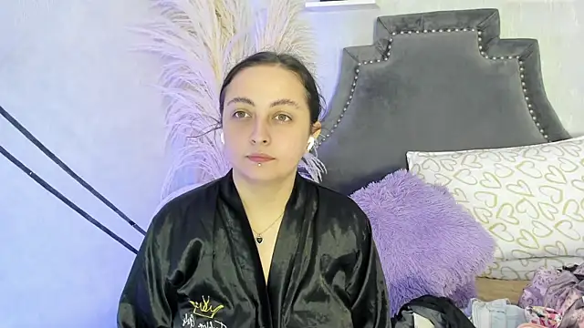 SarahCastro1  online show from 08.04.26