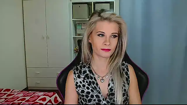 KristineGlow online show from 02.03.26