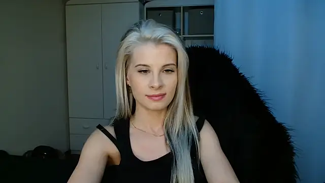 Snapshot of KristineGlow chatting on 07.09.26 KristineGlow online show from 07.09.26