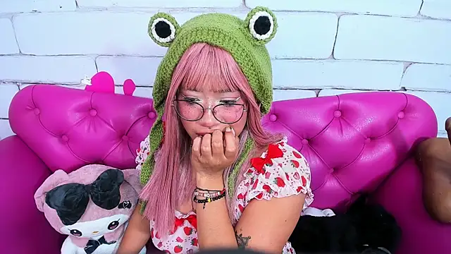 SafiroAgataaa online show from 10.05.25