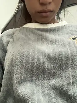 Snapshot of HeerStd chatting on 11.06.25 HeerStd online show from 11.06.25