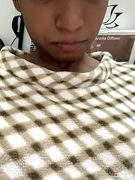 Snapshot of HeerStd chatting on 11.13.25 HeerStd online show from 11.13.25