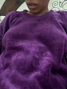 Snapshot of HeerStd chatting on 12.16.25 HeerStd online show from 12.16.25