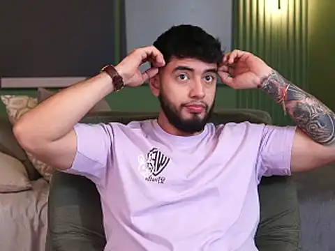 Snapshot of Nick_Vans chatting on 10.03.25 Nick Vans online show from 10.03.25