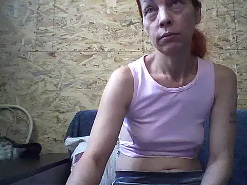 Snapshot of Milana38 chatting on 10.09.25 Milana38 online show from 10.09.25