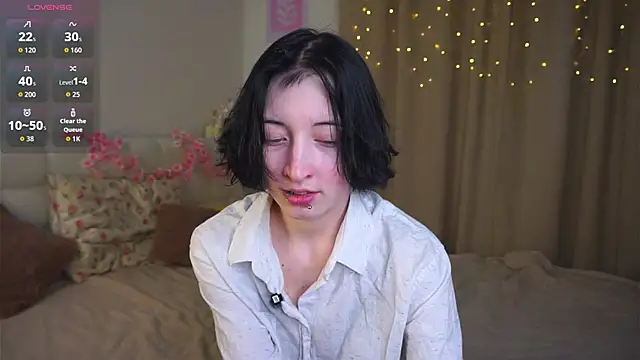 Snapshot of JuanaFriesz chatting on 02.27.26 JuanaFriesz online show from 02.27.26