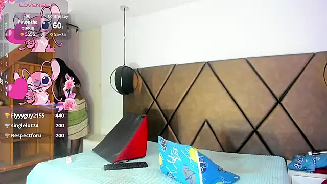 PenelopeGuzman   online show from 06.03.26