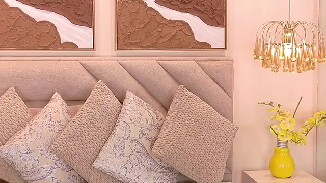 kendalFox  online show from 10.21.25