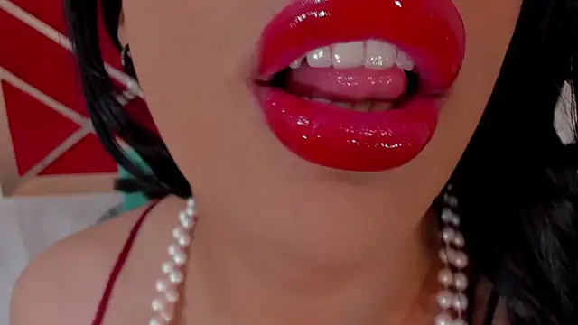 sweet Elizabeth online show from 06.24.26