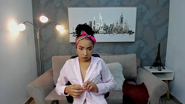 Snapshot of Lucia_jane chatting on 03.05.26 Lucia jane online show from 03.05.26