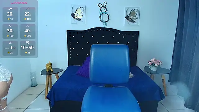 SammySmall F w online show from 11.20.25