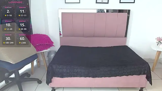 SammySmall F w online show from 01.09.26