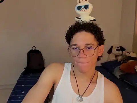 Tom Blues online show from 10.24.25