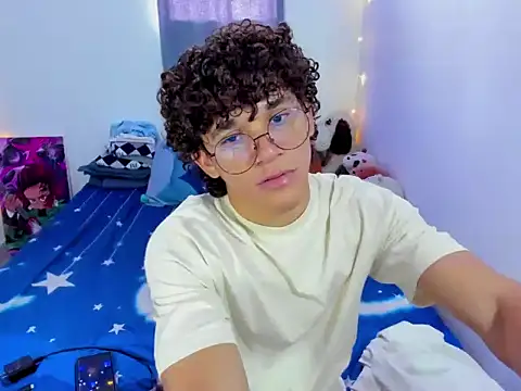 Tom Blues online show from 03.12.26