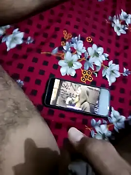 Snapshot of riyaroy087 chatting on 10.17.25 riyaroy087 online show from 10.17.25