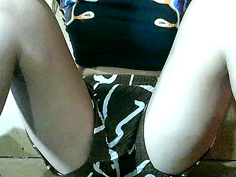 pinay-momm1682 online show from 12.15.25