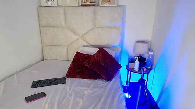 elizawiliamst online show from 07.28.26