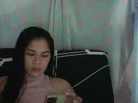 Snapshot of Zachariah_05 chatting on 10.08.25 Zachariah 05 online show from 10.08.25