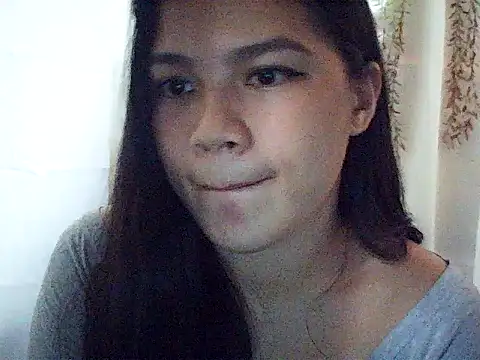 Snapshot of Zachariah_05 chatting on 10.12.25 Zachariah 05 online show from 10.12.25